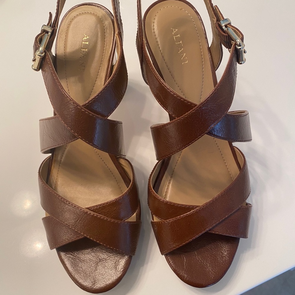Ladies shoe